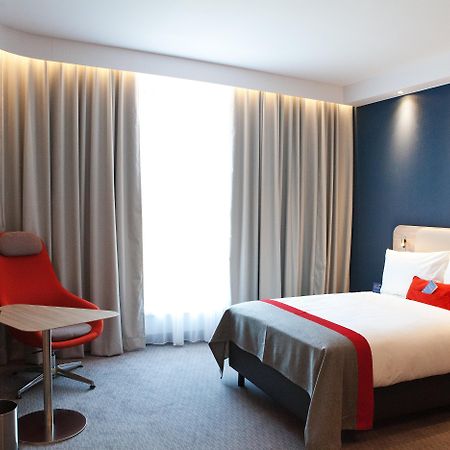 Holiday Inn Express - Saarbruecken By Ihg Bagian luar foto