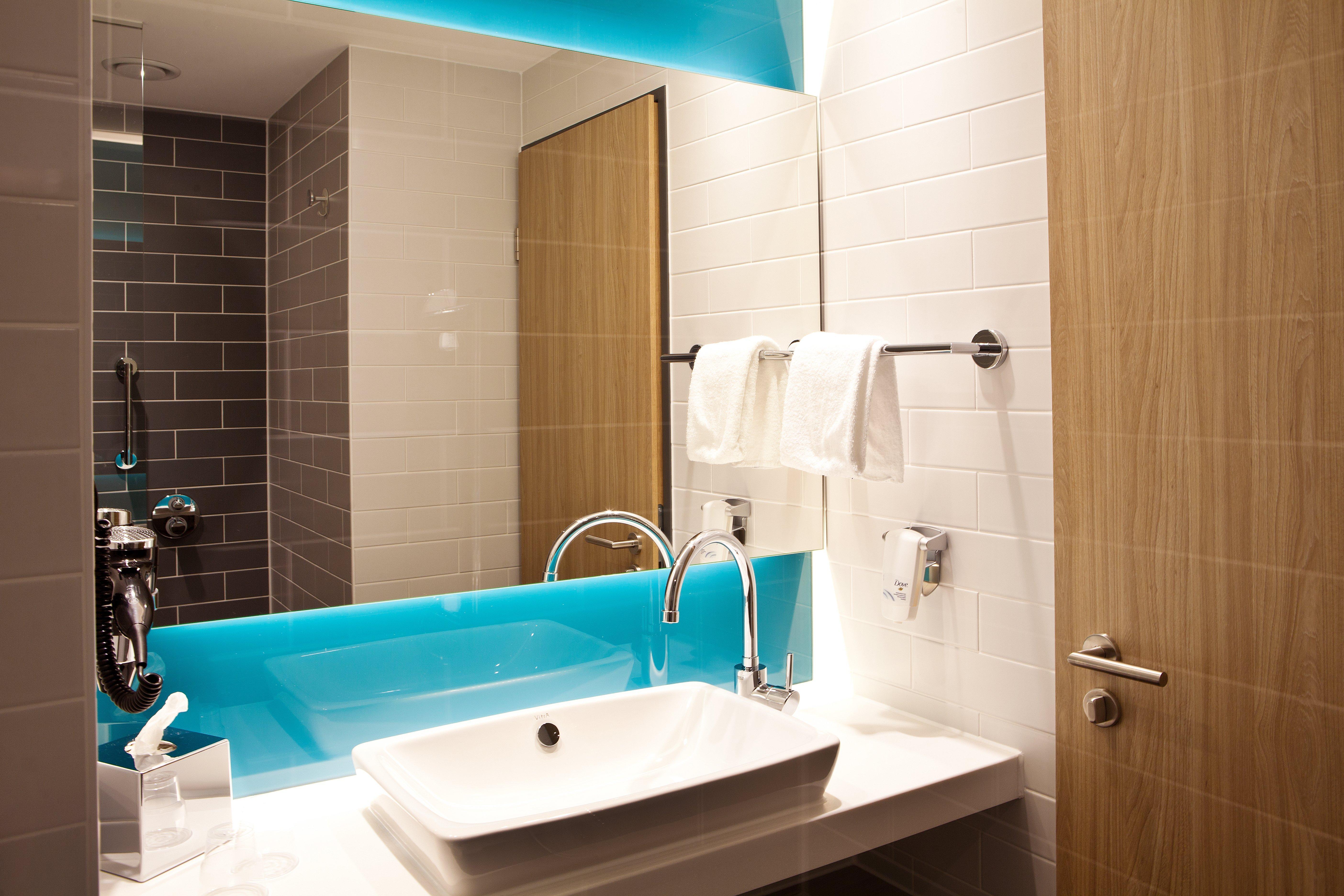 Holiday Inn Express - Saarbruecken By Ihg Bagian luar foto